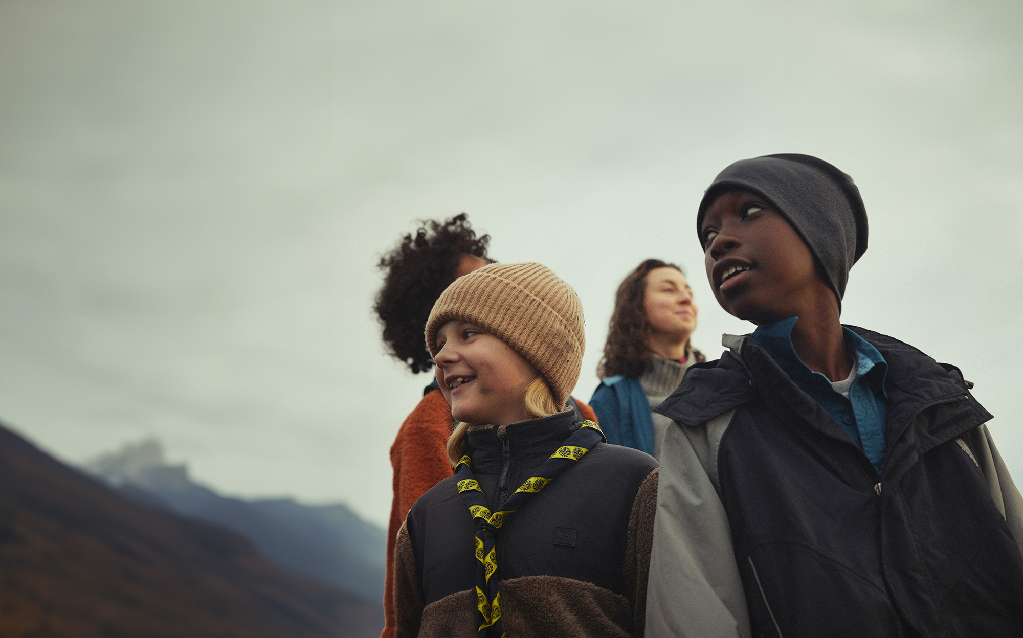 Gruppbild på scouter